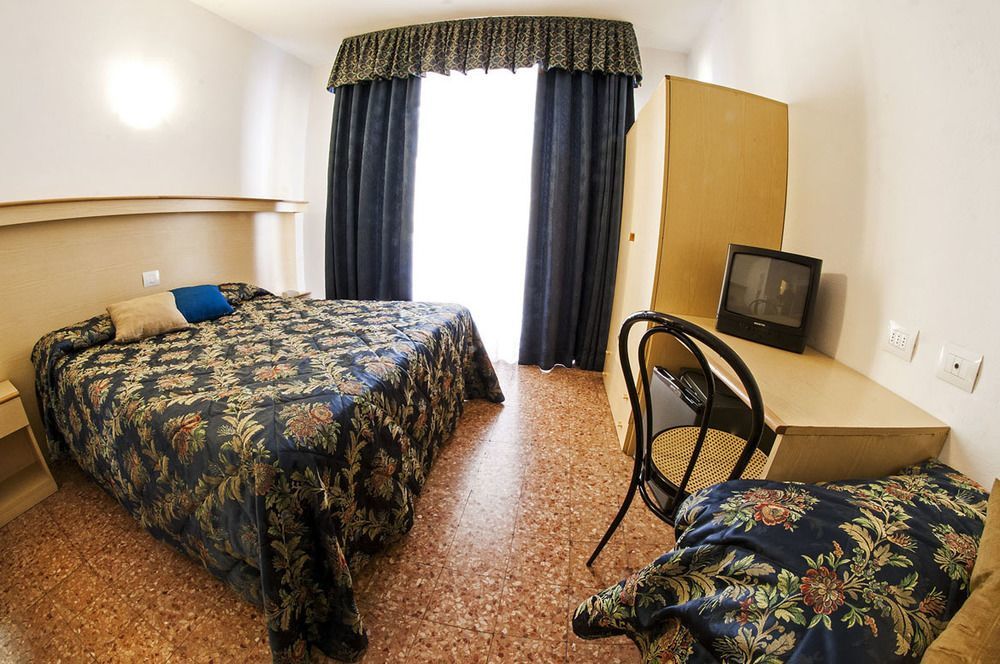 Hotel Primo Riva del Garda Exterior photo