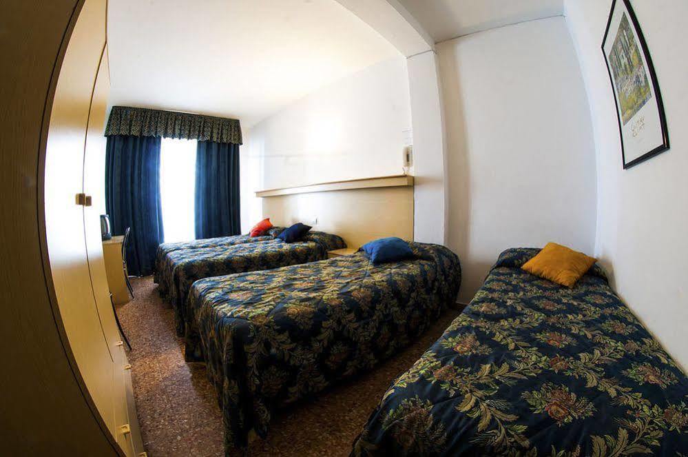 Hotel Primo Riva del Garda Exterior photo